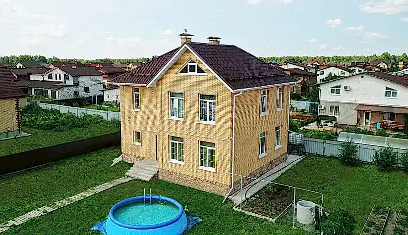 Коттедж  в к. п. "Зелёная Долина"  166 кв.