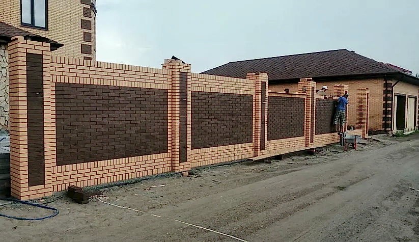 Забор в п. им. Комиссарова