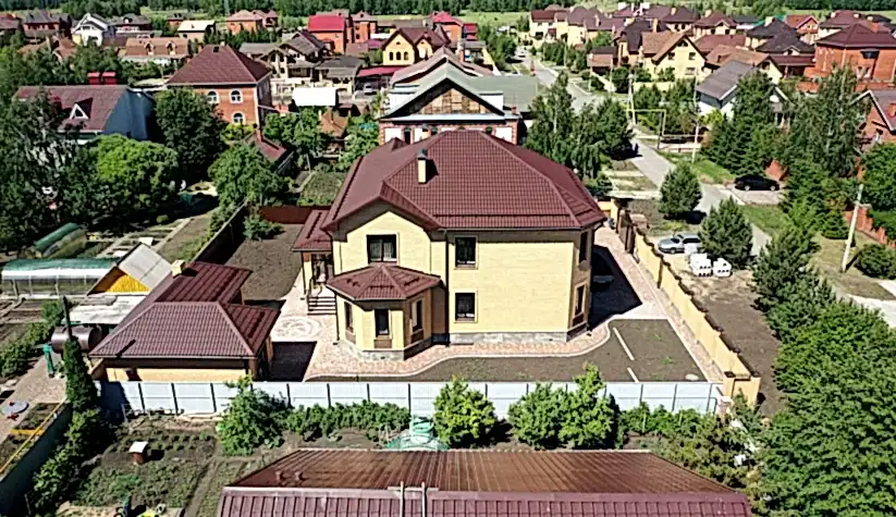 Коттедж в п. Чукреевка, 393 кв.м.