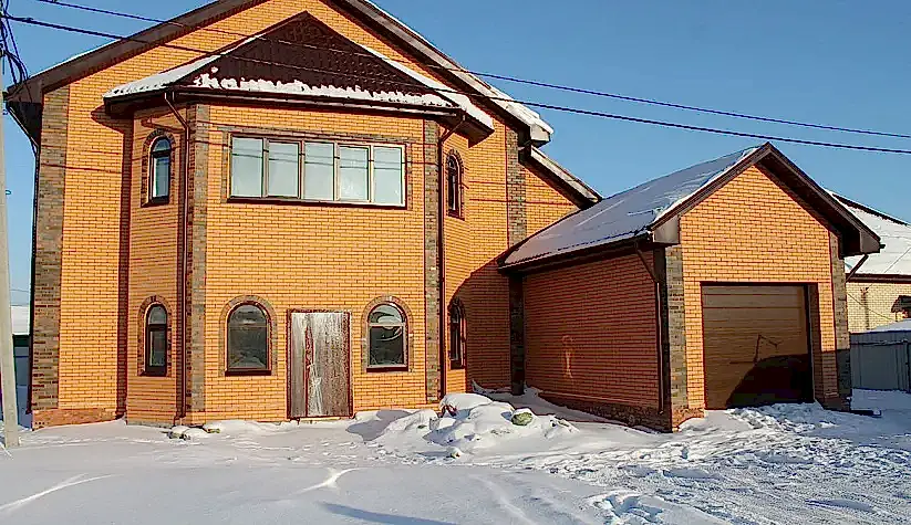 Коттедж в г. Алматы (по ул. 2-я Амурская), 247 кв.м.