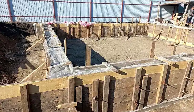 Гараж в д. Приветное