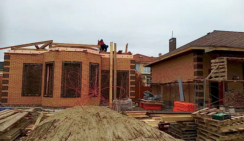 Беседка в п. им. Комиссарова