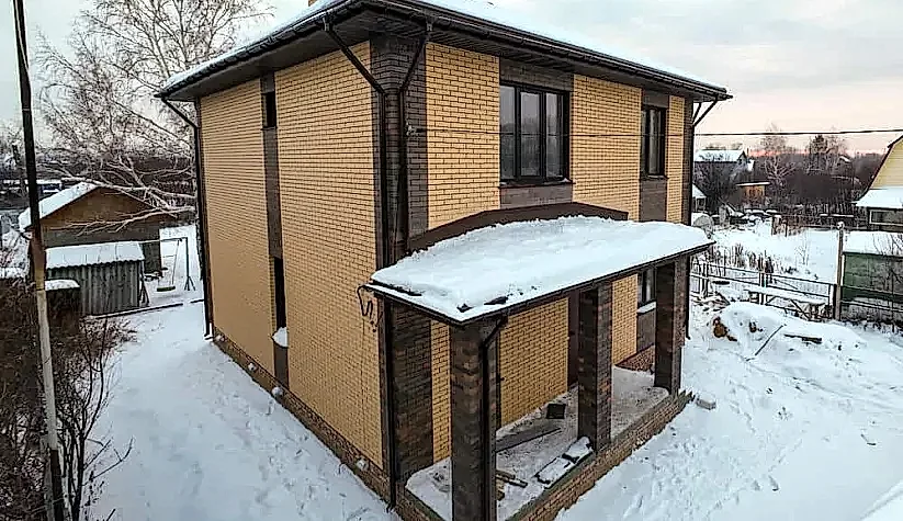 Коттедж в  п. Степной 117кв.