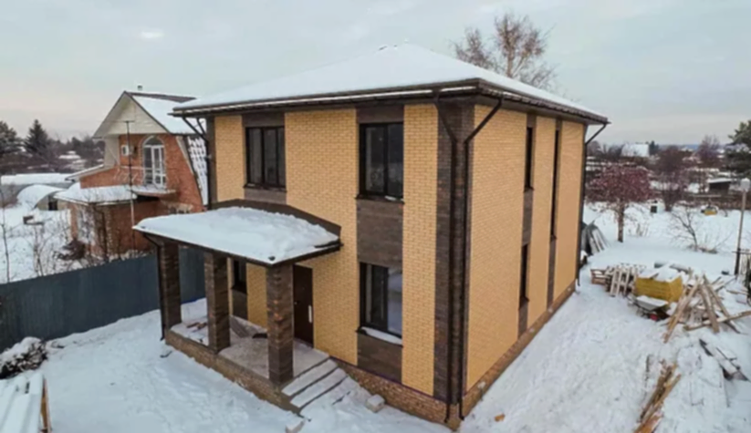 Коттедж в  п. Степной 117кв.