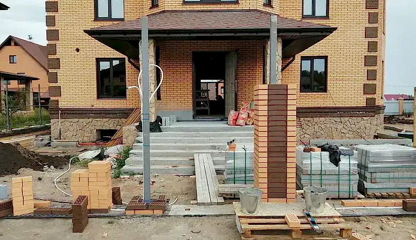 Забор в п. им. Комиссарова